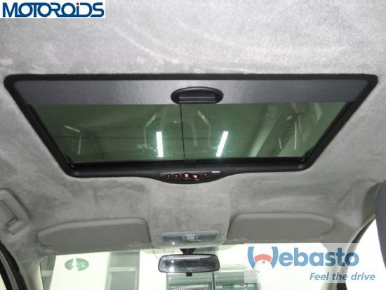 Check Out The Cool Aftermarket Sunroof Of Ford Ecosport