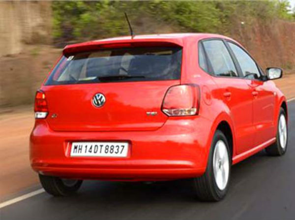 Volkswagen Polo GT TSI vs Hyundai i20 Facelift: The Automatic Hatchback ...